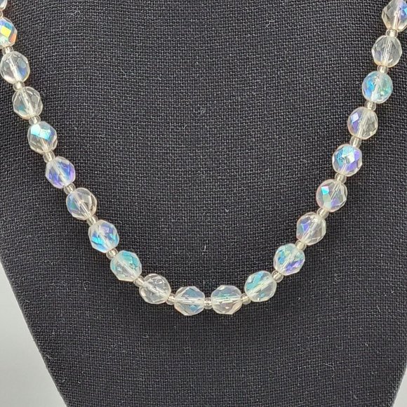 Womens Clear AB Aurora Borealis Faceted Crystal Fashion Beaded Necklace 17 in - Picture 4 of 7